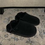 UGG  Goldenstar Cozy Clog Black Photo 6