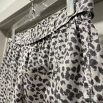 Aerie American Eagle AE White & Grey Leopard Animal Print Paper Bag Shorts - M Photo 10