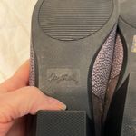 Qupid āsize 7 super cuteĀ ankle booties brown back and 2ātone front smallāheel EUC Photo 7