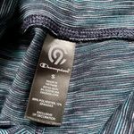 Champion High-Waisted Keyhole Capri Leggings Photo 4