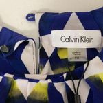 Calvin Klein sleeveless top with geometric print Photo 4