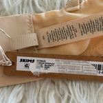 SKIMS  Ultimate Push Up Strapless Bra Sand Size 30D Photo 9