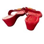Cole Haan  Cherry Red Gold Bow Summer Wedge Thong Sandals Resortwear Womens 6.5 Photo 2