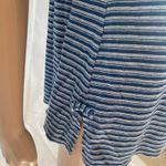 Max Studio  London size medium Blue and White striped sleeveless‎ v neck shirt Photo 2