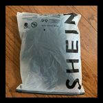 SheIn  black quarter length sleeve blouse with bag -Size Large. Photo 8