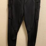 Zyia  Active Black Brilliant Pocket Cropped High- Rise Leggings Size 4 Photo 3