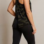 Old Navy Active Breathe ON Camo Racerback Tank Top | Size Medium Photo 0