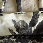 Lululemon athletica Black and White Floral Sports Bra sz8 Photo 2