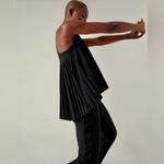 Athleta NWOT  Swing Forward Pleated Tank Top Size XS Photo 2