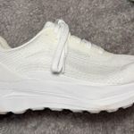 Alo Yoga  Tennis Shoes Photo 4