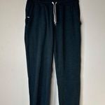 Vuori  Woman’s Green Joggers Size Medium Photo 0