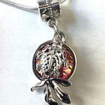 Silver tone fish pink disc charm necklace Photo 7