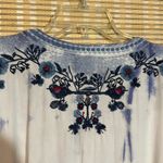 APNY Blue White Tie Dye Embroidered Pullover Top Birds Flowers NWT New XL Photo 10