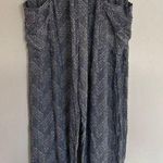 Urban Outfitters Women’s Cottage Print Pull On Pants Size Medium Black & White Photo 0
