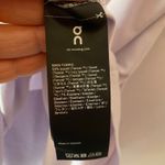 on cloud On Running Lavender Light Purple Short Sleeve Active Tee Top Women's size Medium Photo 8