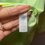 Athleta  Green Lightweight Long Sleeve Shirt Athletic Active Women's size Large Photo 4