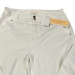 Risen White Wide Photo 1