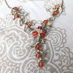 Floral Silver Tone Necklace with Rhinestones Photo 0