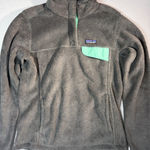 Patagonia Women PolarTec Gray Fleece Pullover Jacket Snap T Style Size M Photo 0