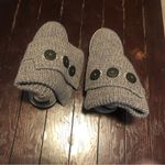 UGG  Classic Cardy knitted sweater 3 button fold over boots.Silver color. Size: 8 Photo 7