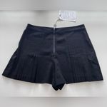 Alice + Olivia  black pleated shorts 6 NEW Photo 2