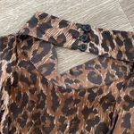 Vintage apart silk high neck leopard print sheer sleeveless blouse medium Brown Photo 3