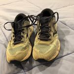 Mizuno  Wave Runner size 9 Photo 1