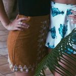 Tan Suede Mini Skirt With White Embroidery Size XS Photo 1