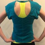 Lucy Layered Cutout Racerback Athletic Shirt Tank Top Tee Shirt XS Extra Small Green Photo 1