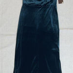 Taylor | NWT Dark Emerald Stretch Velvet Maxi Dress | Size 6 Green Photo 0