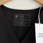 FIGS  Women's Catarina One Pocket Scrub Top in Black, Size Large Photo 6