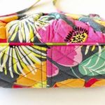 Vera Bradley Quilted Mini Crossbody Jazzy Blooms Tropical Floral Travel Cruise Photo 5
