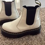 Dr. Martens  platform Chelsea boots Photo 4