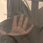 GAPFit Women's Black Breathe V Photo 4