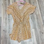 Kori  Tribal Print Short sleeve Romper, Aztec Print size small yellow Photo 8