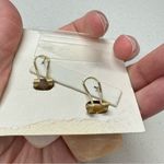 Two Sisters Vintage  Coral & Gold Tone Shell Vintage Earrings Clip On Photo 2