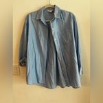 Old Navy  Women’s Boyfriend Shirt 100% Cotton Blue Size Small Long Sleeve Photo 2