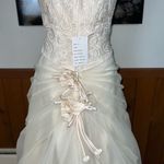 Elegant New Elegance Bridal Collection Organza Wedding Gown! White Size 10 Photo 7