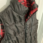 Buffalo David Bitton Women’s Reversible Puffer Vest Black Red Check Medium Merona Buffalo Winter Fall Photo 0