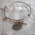 Source Unknown NWOT Spiritual Silver Tone Sisters In LIfe Religious Charm Bracelet Photo 0