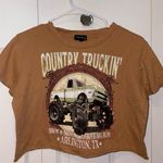 Von Maur cute crop top Photo 0