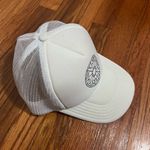 A white trucker hat with astrology symbols on it! One size Photo 1