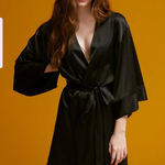 Thirdlove EUC  Black Satin Robe, One Size Photo 0
