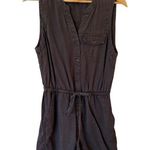 Lucky Brand Sleeveless Split Neck Tie Waist Romper Gray Women's Size Small Photo 1