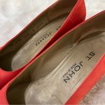 St. John VINTAGE Kitten Heel Photo 3