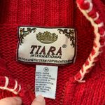 Tiara International Vintage  Red Knit Christmas Sweater M Photo 2