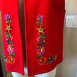 Vintage Matyo Folk Art Hungarian Red Felt Embroidered Floral Vest 164 Photo 4