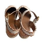 See By Chloe  Glyn Scalloped Edge Flat Espadrille Sandals Beige Sz 8.5 Photo 3