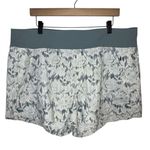 Athleta  Trekkie North Short Size 18 Ethereal Bloom Green White Floral Lace Photo 2