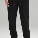 Lululemon High-Rise Scuba Joggers Full-Length Photo 0